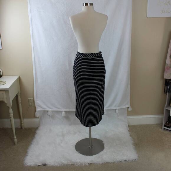 Adrienne Vittadini Women's Striped Faux Wrap Midi Skirt Size X-Small - Picture 5 of 10